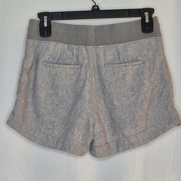 Athleta Women's Cabo Lightweight Linen 4" Inseam Shorts in Stone Gray - Size 10 - Picture 4 of 16